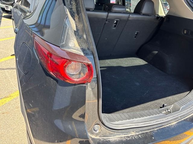 Used 2020 Black Mazda Grand Touring image 10