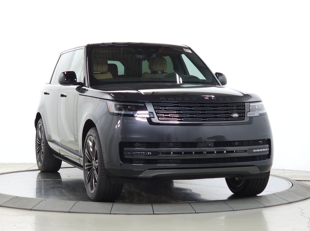 New 2026 Carpathian Grey Land Rover SE image 8