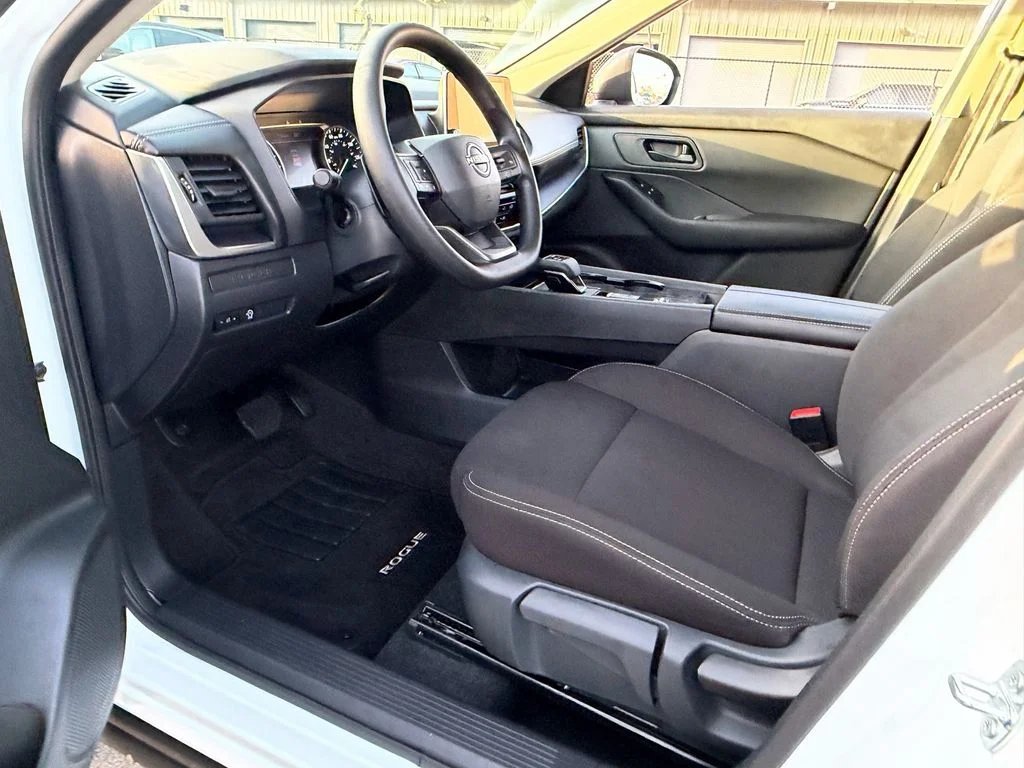 Certified Used 2025 White Nissan S image 11