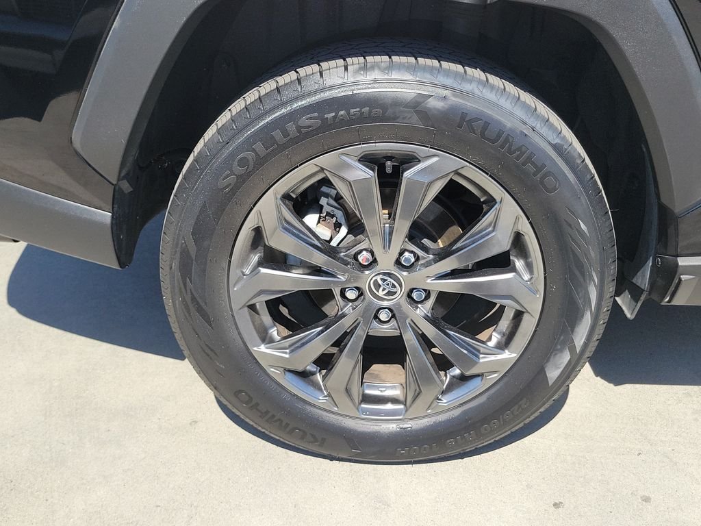 Used 2024 Black Toyota XLE Premium image 5