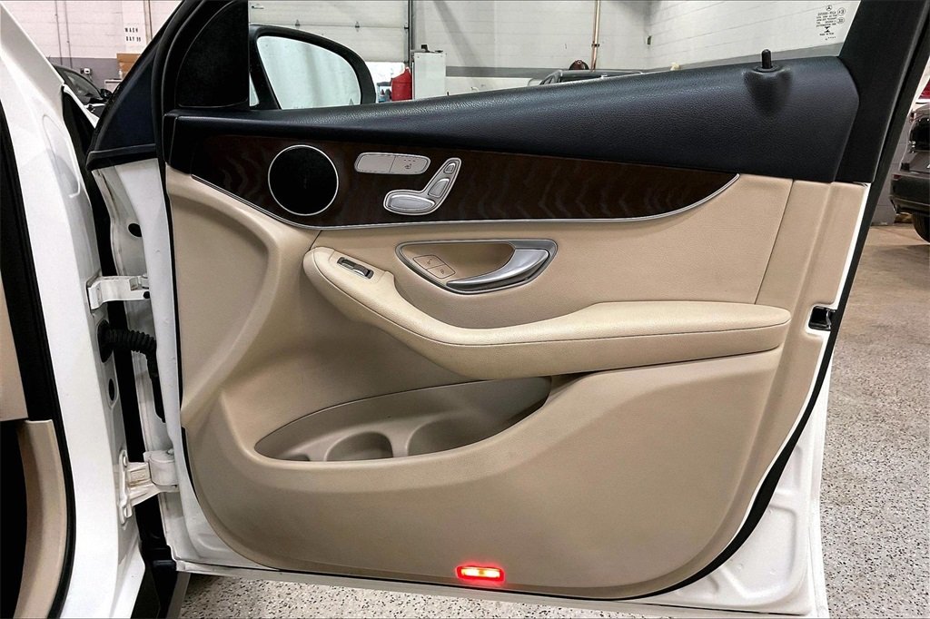 2019 MERCEDES-BENZ GLC-CLASS - Image 23