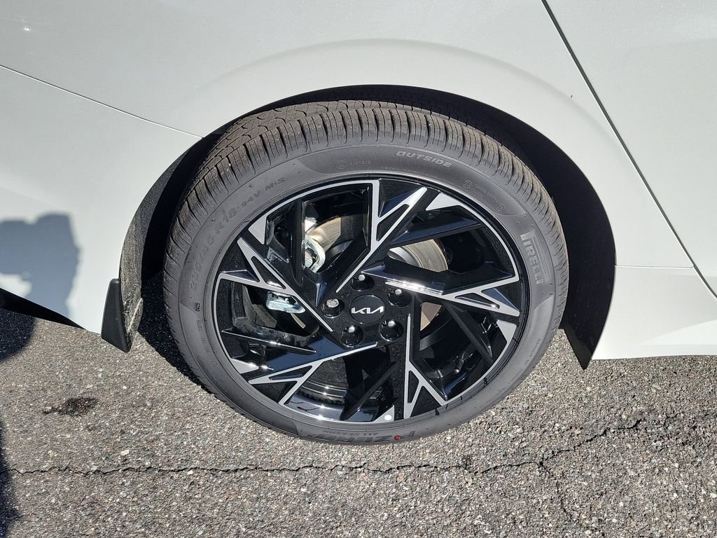 New 2026 White Kia GT-Line image 38
