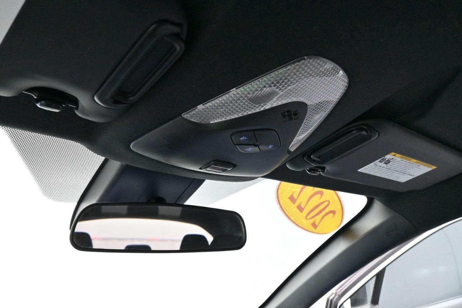 Used 2022 Wind Chill Pearl Toyota XLE image 24