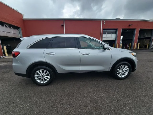 Used 2019 Silver Kia LX image 11