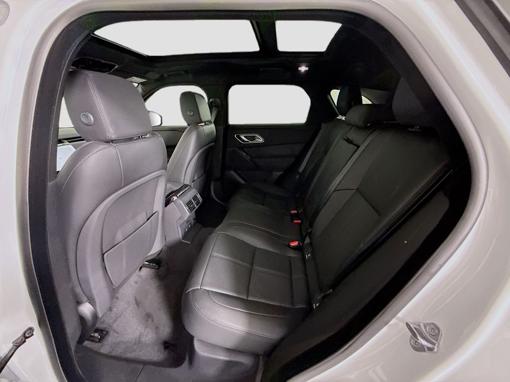 Used 2026 Fuji White Land Rover S image 21