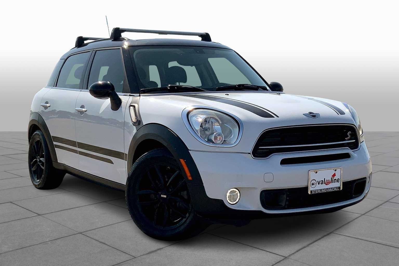 Used 2016 Light White MINI S image 3