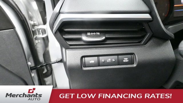 Used 2022 Silver Nissan 2.5 S image 21
