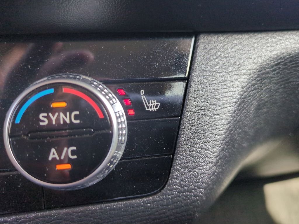 2024 Mitsubishi Outlander SE Black Edition - Photo 29