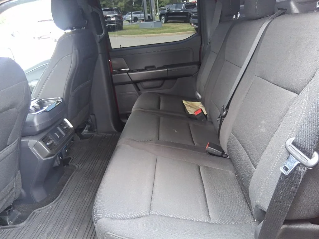 Used 2024 Red Ford XLT image 18