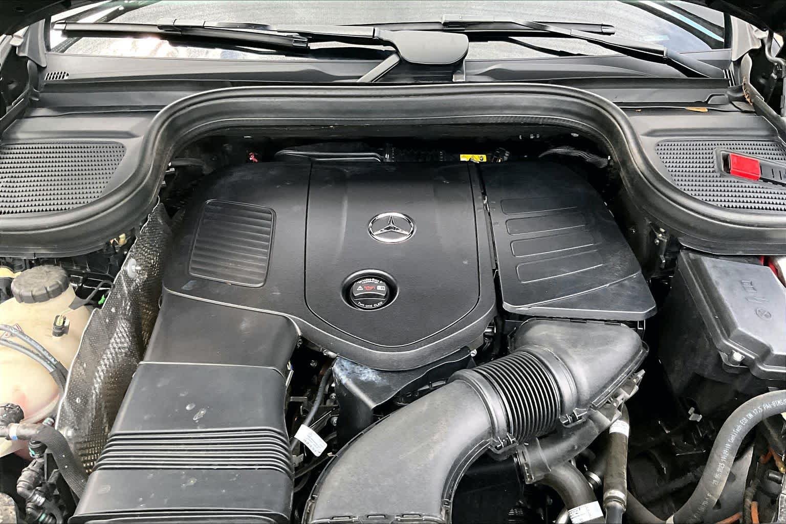 Used 2024 Black Mercedes-Benz GLE 350 image 31