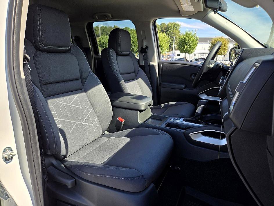 2026 Nissan Frontier SV - Photo 12