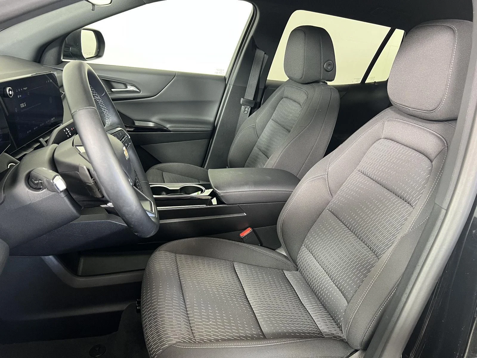 Used 2025 Mosaic Black Metallic Chevrolet AWD LT image 4