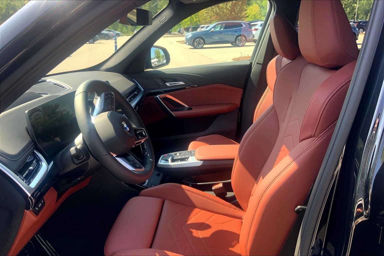 2026 BMW X1 28i - Photo 7