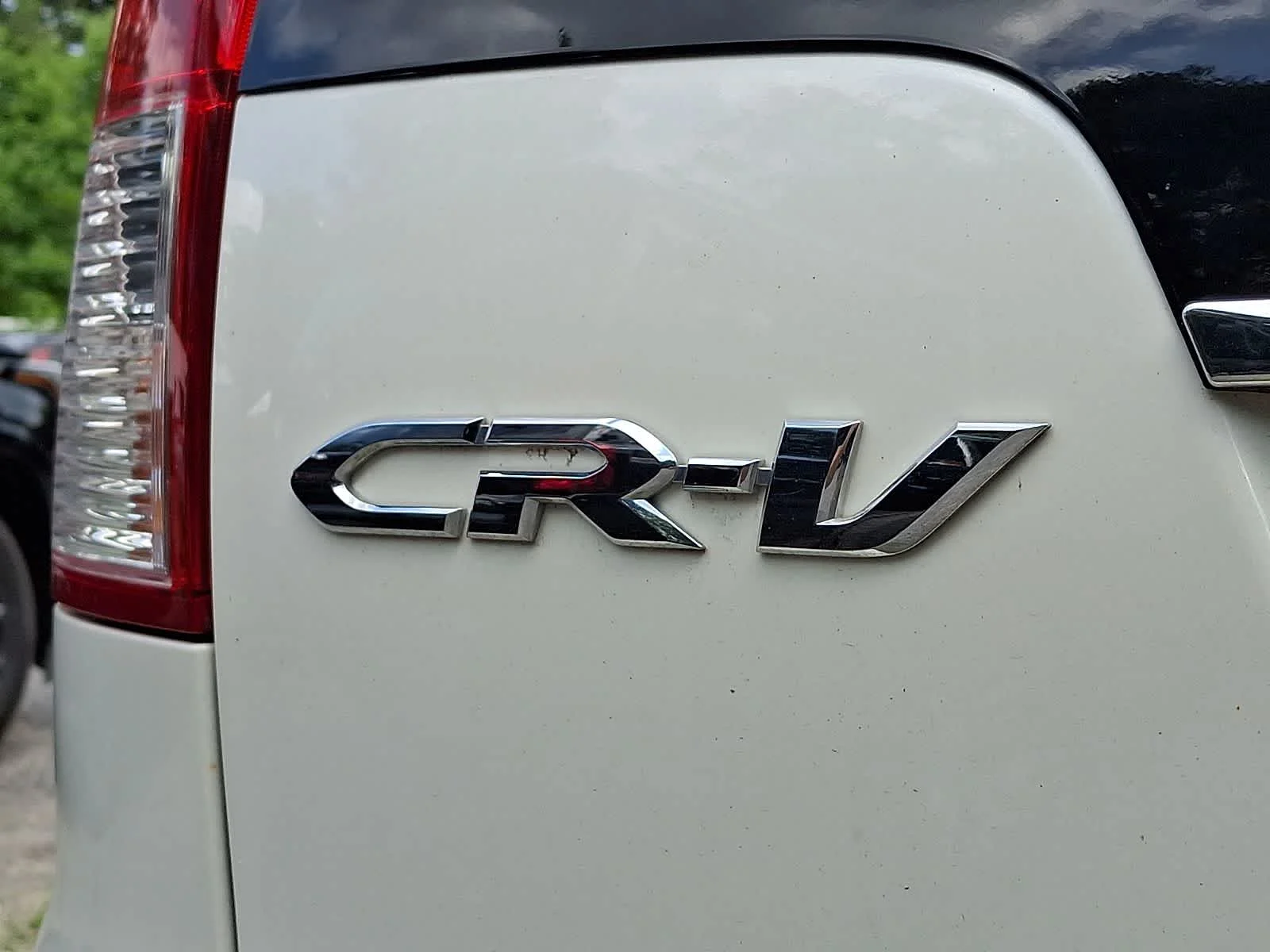 Used 2013 White Honda  image 8