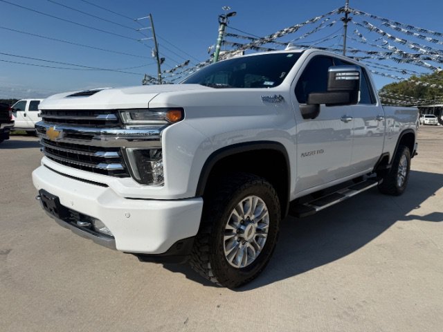 Used 2022 Summit White Chevrolet High Country image 1