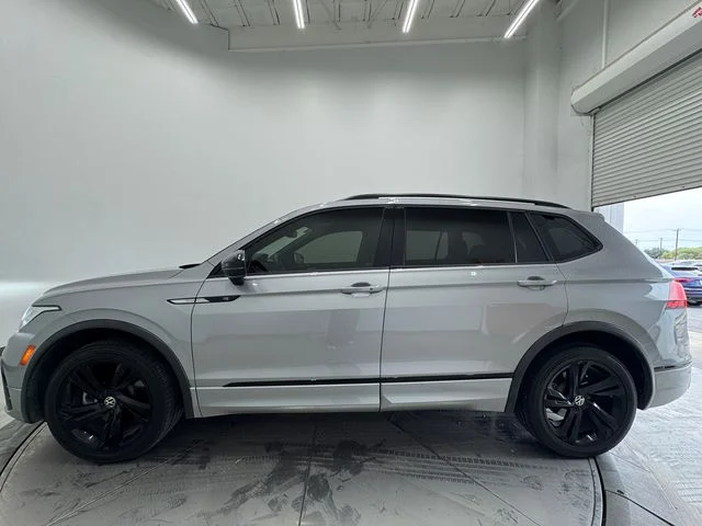 Used 2023 Silver Metallic Volkswagen 2.0T SE R-Line Black image 16