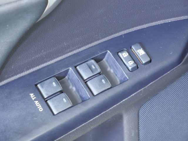 Used 2013 Black Lexus 200h image 18