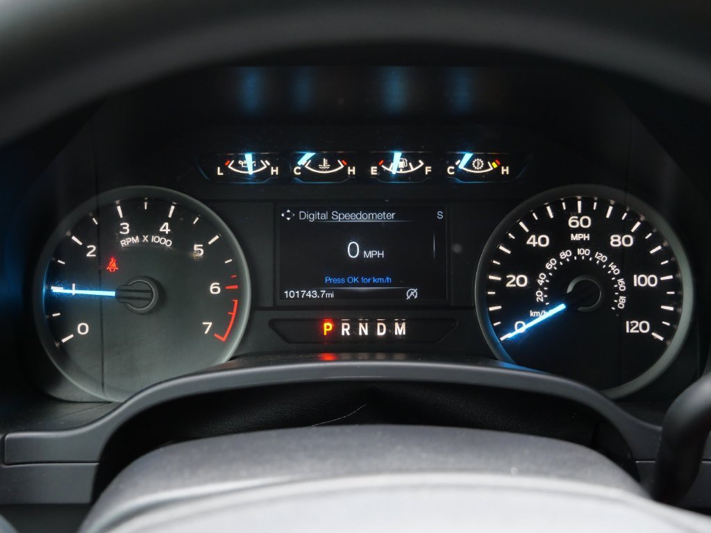 Used 2018 Red Ford XLT image 23