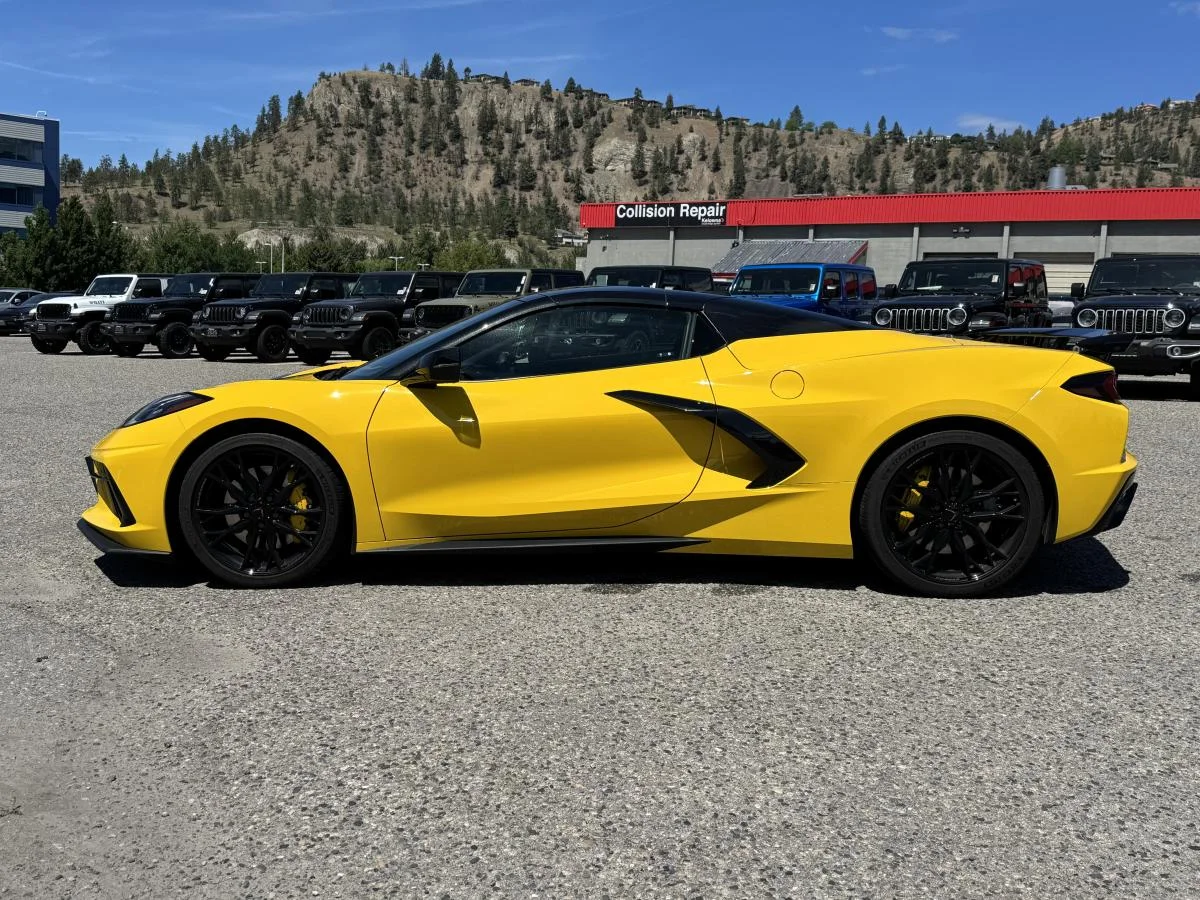 Used 2025 Yellow Chevrolet 3LT image 10