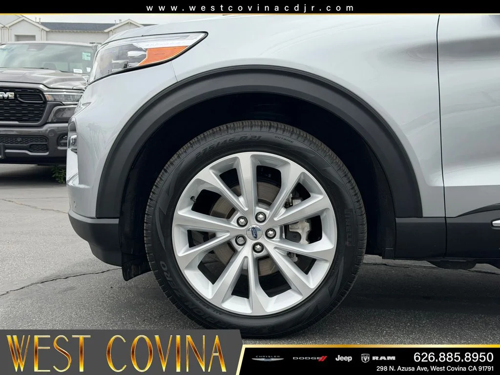 Used 2024 Silver Ford Platinum image 11