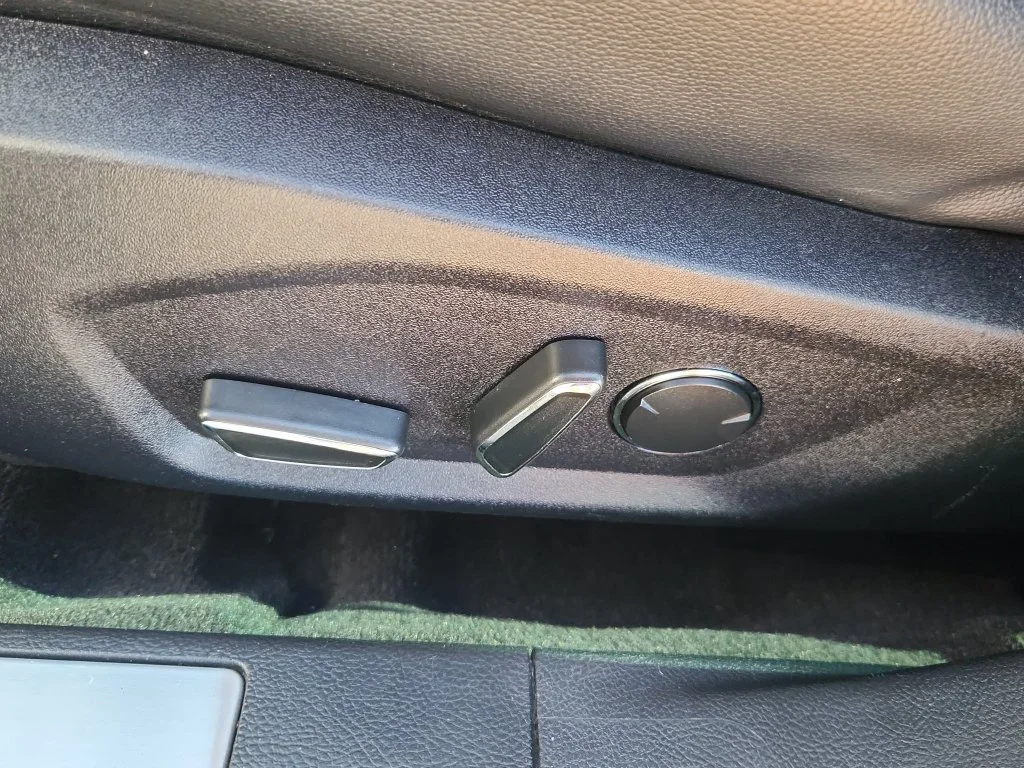Used 2019 White Ford Titanium image 8