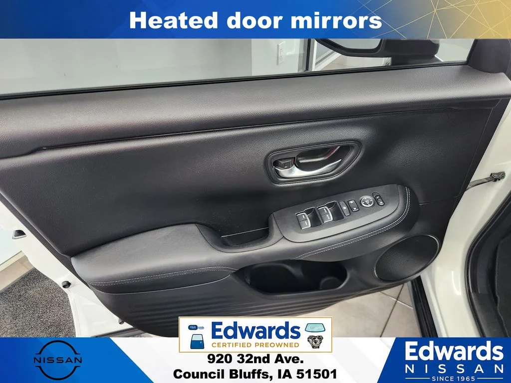 Used 2024 White Honda EX-L image 17