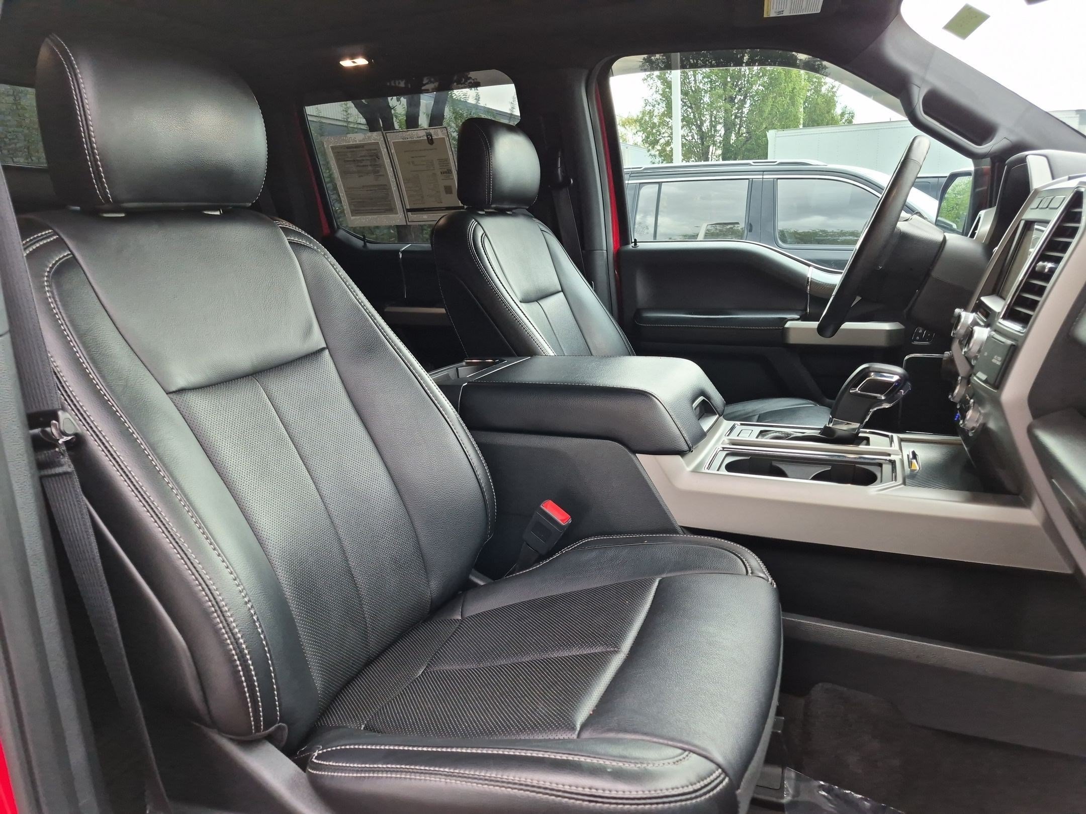 Used 2019 Red Ford LARIAT image 29