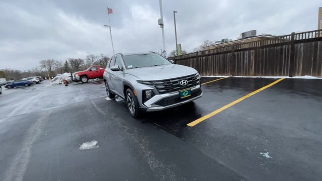 2025 HYUNDAI TUCSON - Image 1