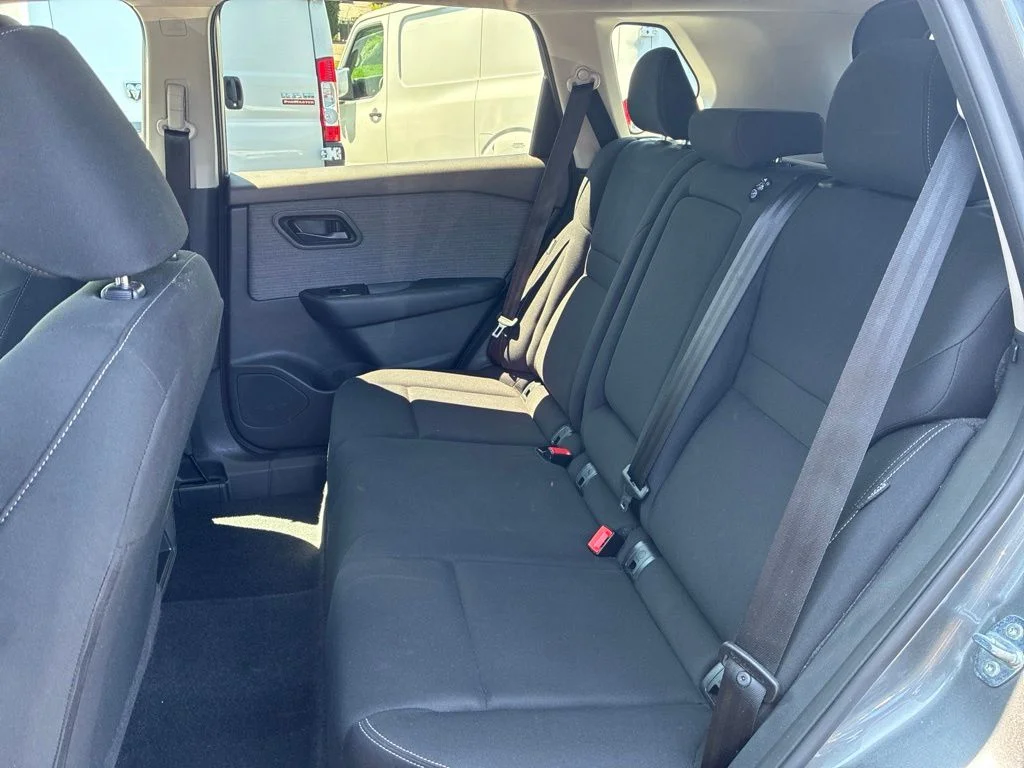 Used 2023 Gray Nissan S image 23