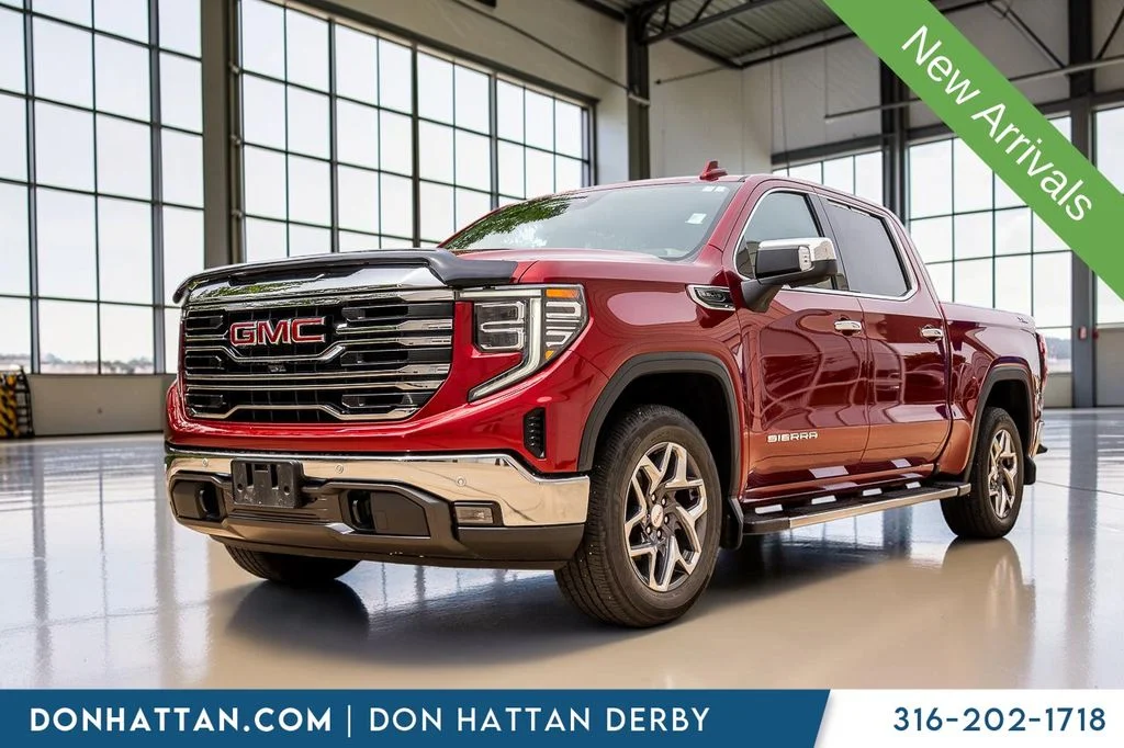 2022 GMC Sierra 4WD Crew Cab Short Box SLT's photo
