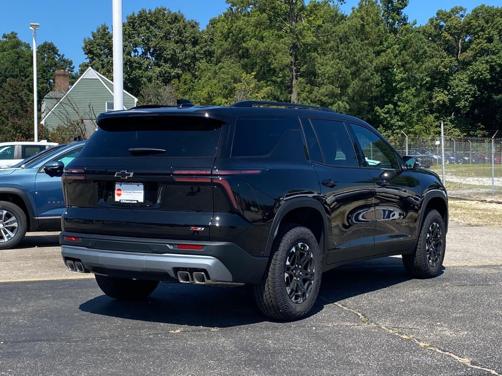 New 2027 Mosaic Black Metallic Chevrolet AWD Z71 image 6