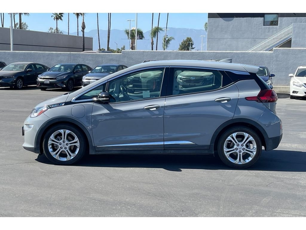 Used 2021 Slate Gray Metallic Chevrolet LT image 2