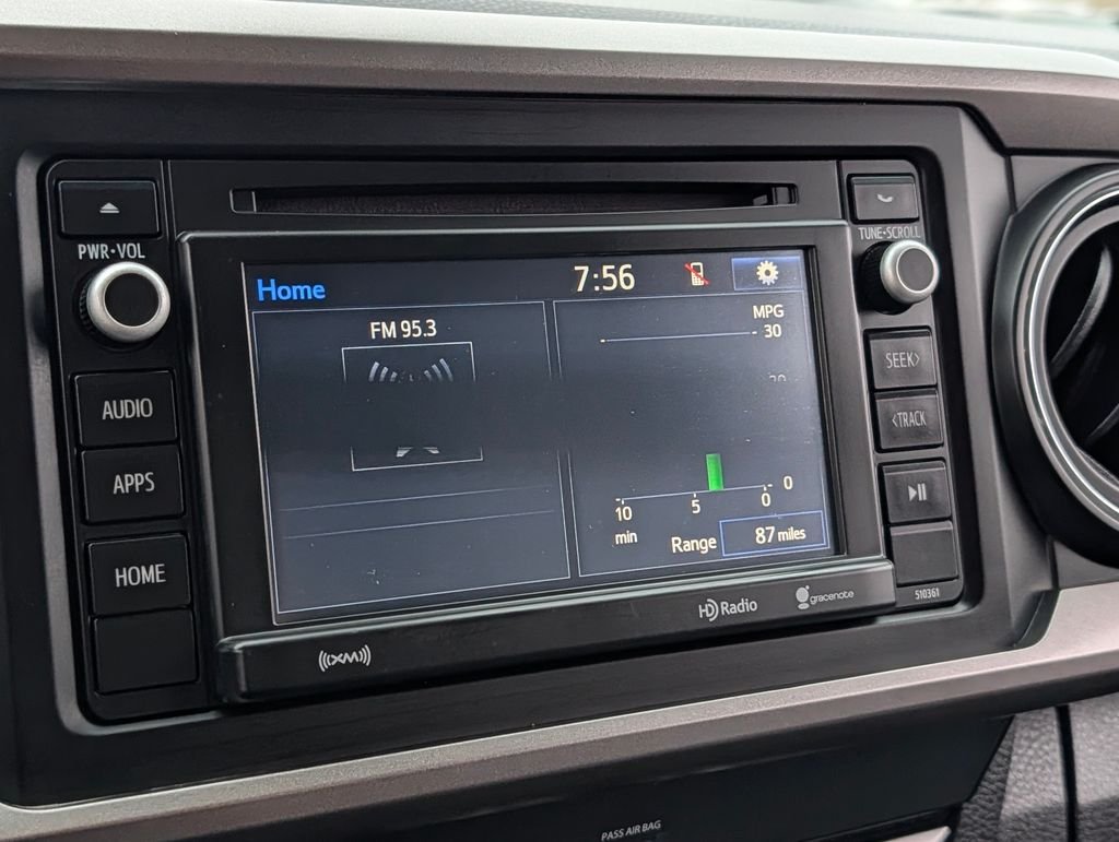 2019 Toyota Tacoma SR5 - Photo 19