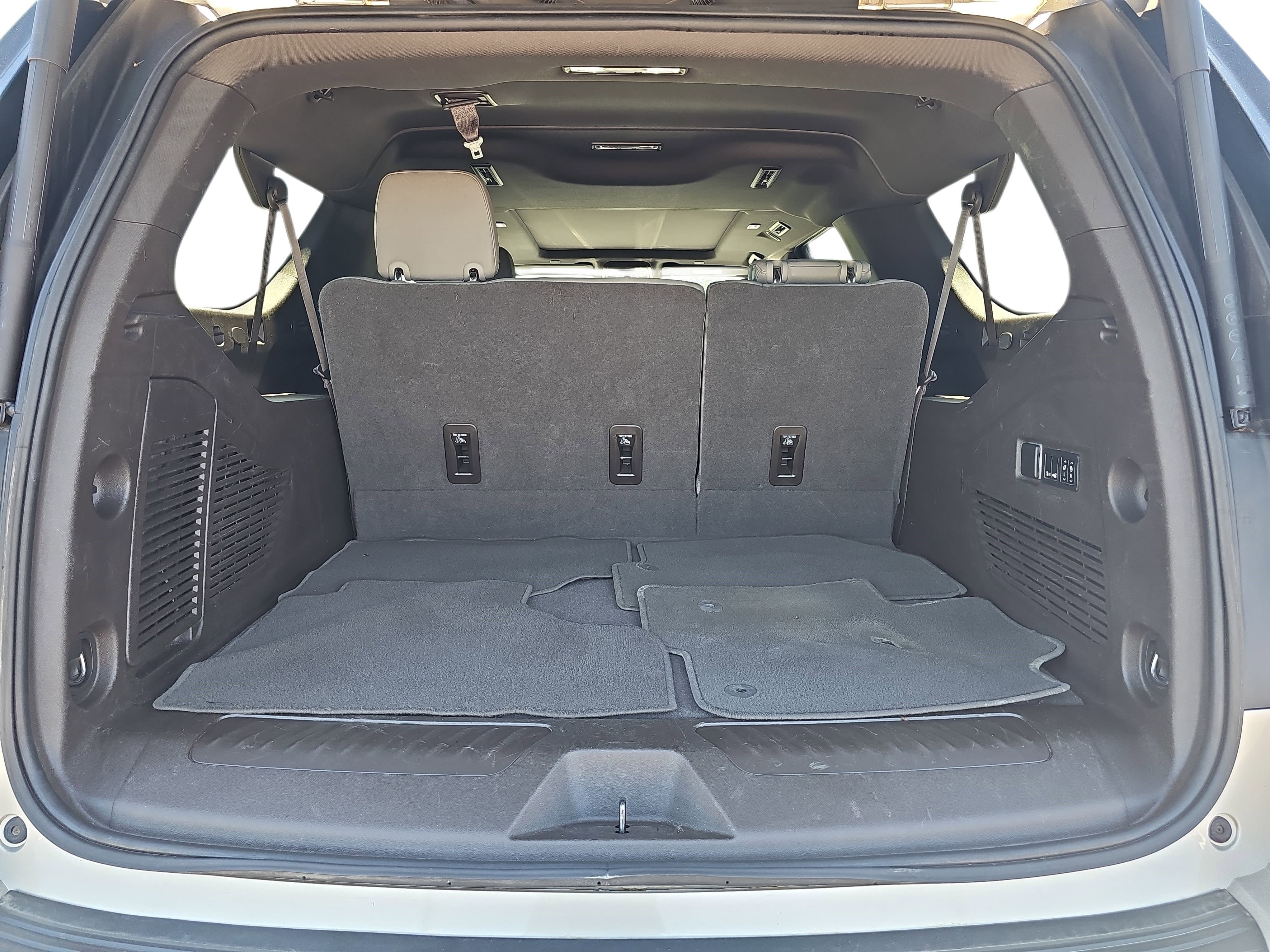 Used 2023 Empire Beige Metallic Chevrolet LT image 26