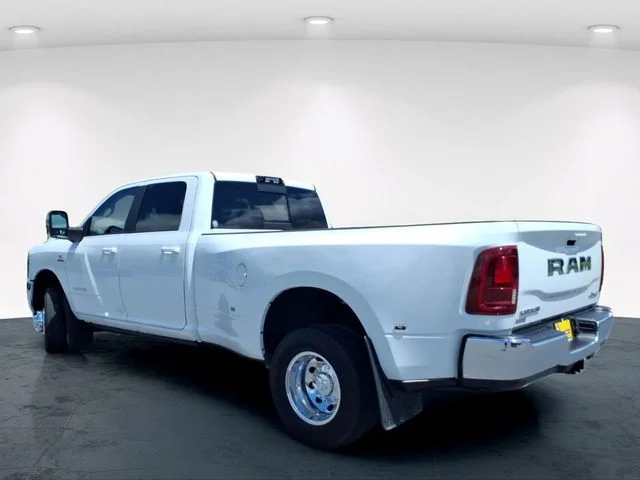 Used 2025 White Ram Laramie image 13