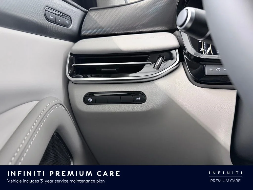 New 2026 RADIANT WHITE INFINITI Luxe FWD image 24