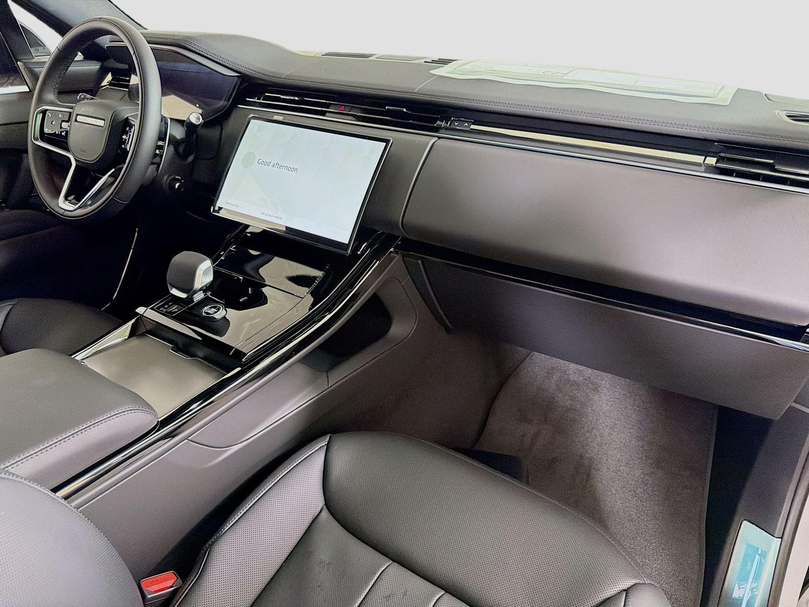 New 2026 Borasco Grey Land Rover SE image 34