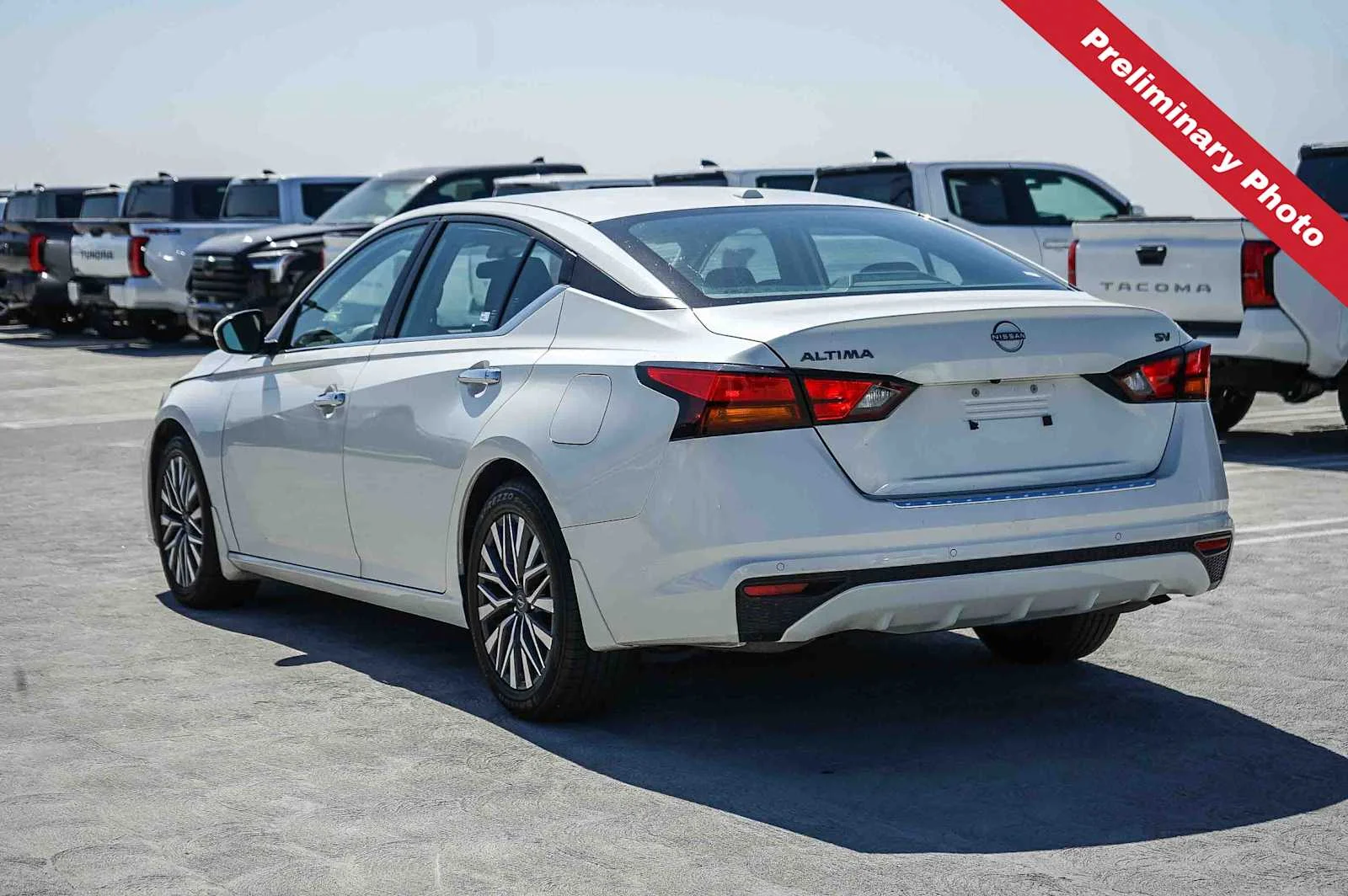 Used 2023 Pearl White Tricoat Nissan 2.5 SV image 8