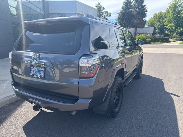 Used 2022 Gray Toyota SR5 Premium image 5