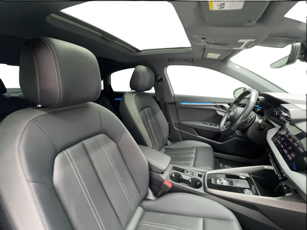 Used 2024 White Audi  image 31