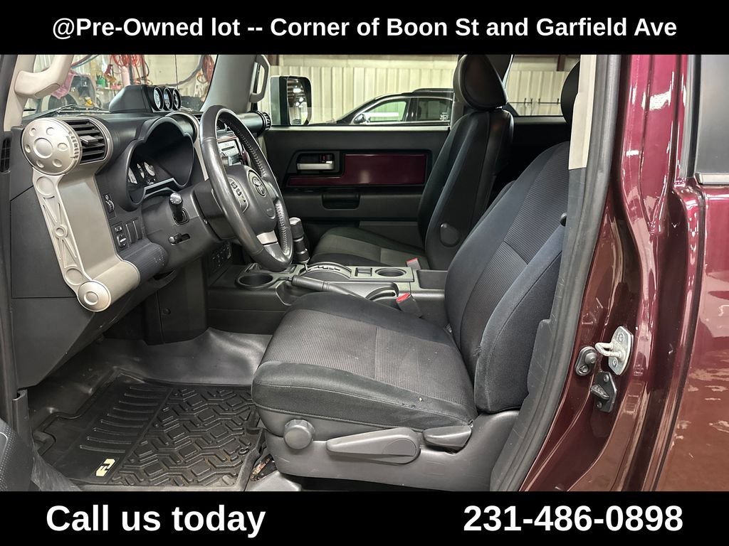 Used 2007 Red Toyota Base image 14