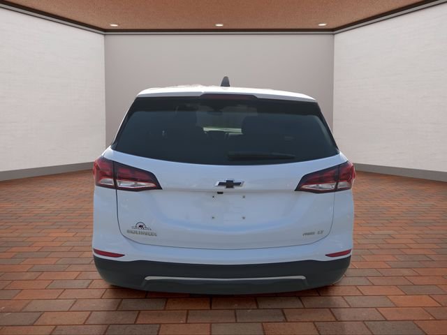 Used 2022 Summit White Chevrolet LT image 27
