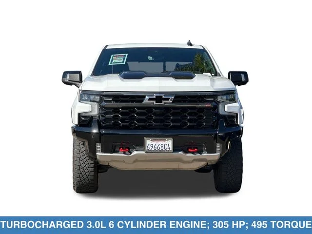 Used 2024 White Chevrolet ZR2 image 10