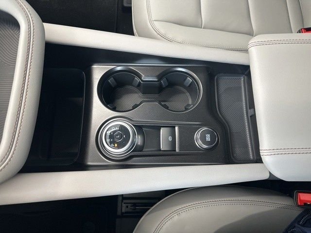 New 2026 Vapor Blue Metallic Ford Active image 32
