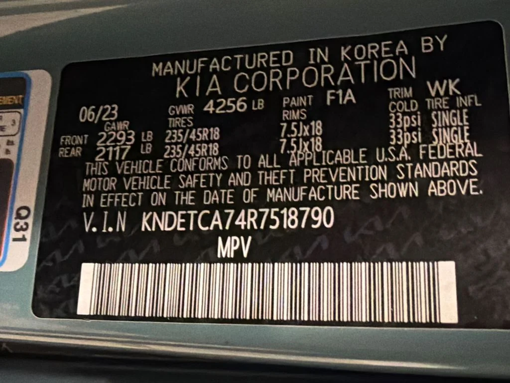 Used 2024 Pluton Blue/Black Roof Kia SX image 45