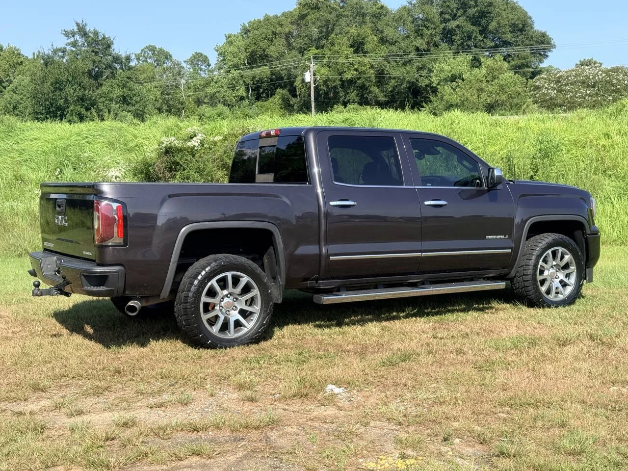 Used 2016 Gray GMC Denali 4x2 4dr Crew Cab 5.8 ft. SB image 5