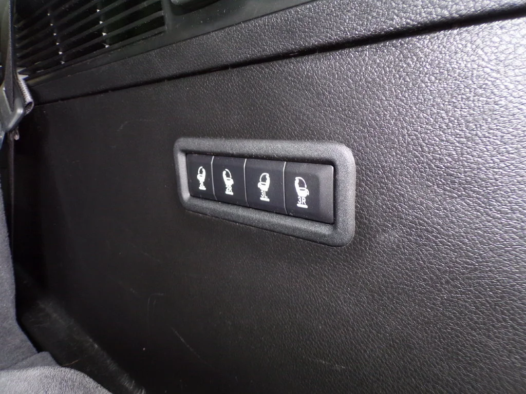 Used 2022 Silver Jeep Series II image 18