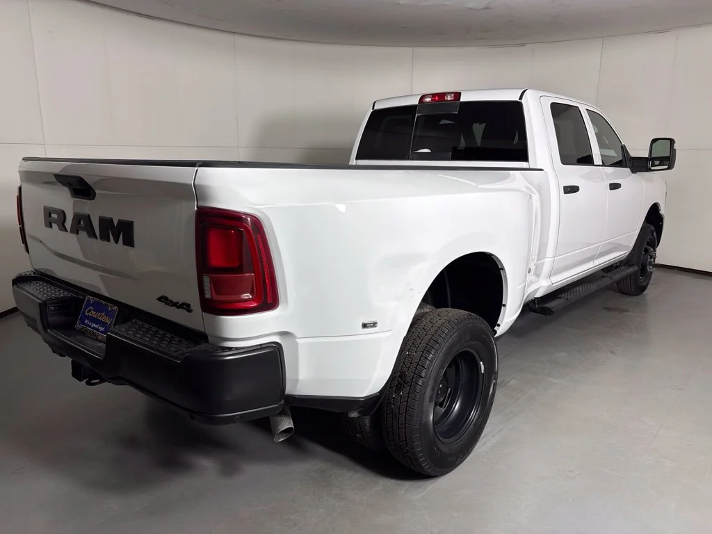 Used 2025 White Ram Tradesman image 8