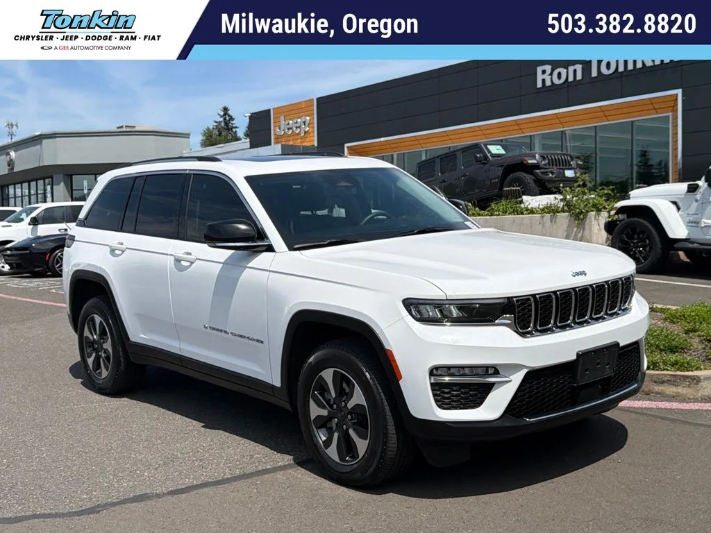 2023 Jeep Grand Cherokee 4xe 4x4's photo