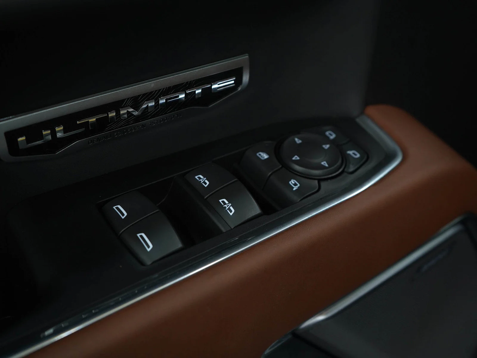 Used 2025 Sterling Metallic GMC Denali Ultimate image 20